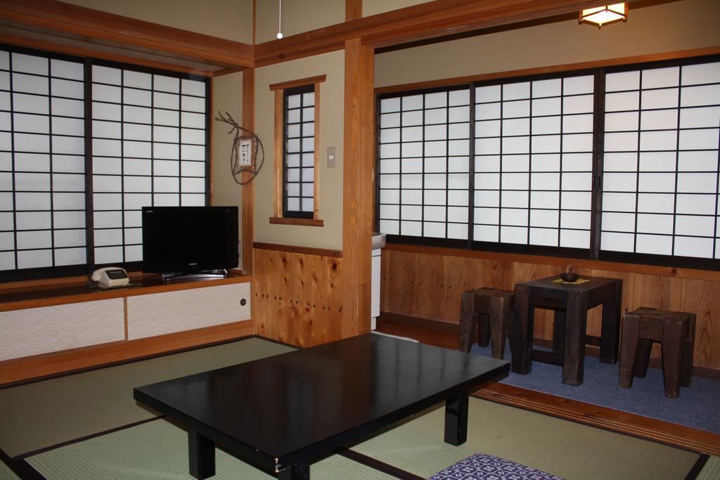 Okuaso No Yado Yamanami Hotel Minamioguni Room photo